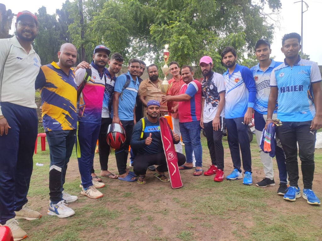 RAIN CRICKET : भोजपुरिया रैन क्रिकेट लीग का हुआ रंगारंग समापन, श्रेयांश एकादश विजेता व झारखंड एकादश बना उपविजेता