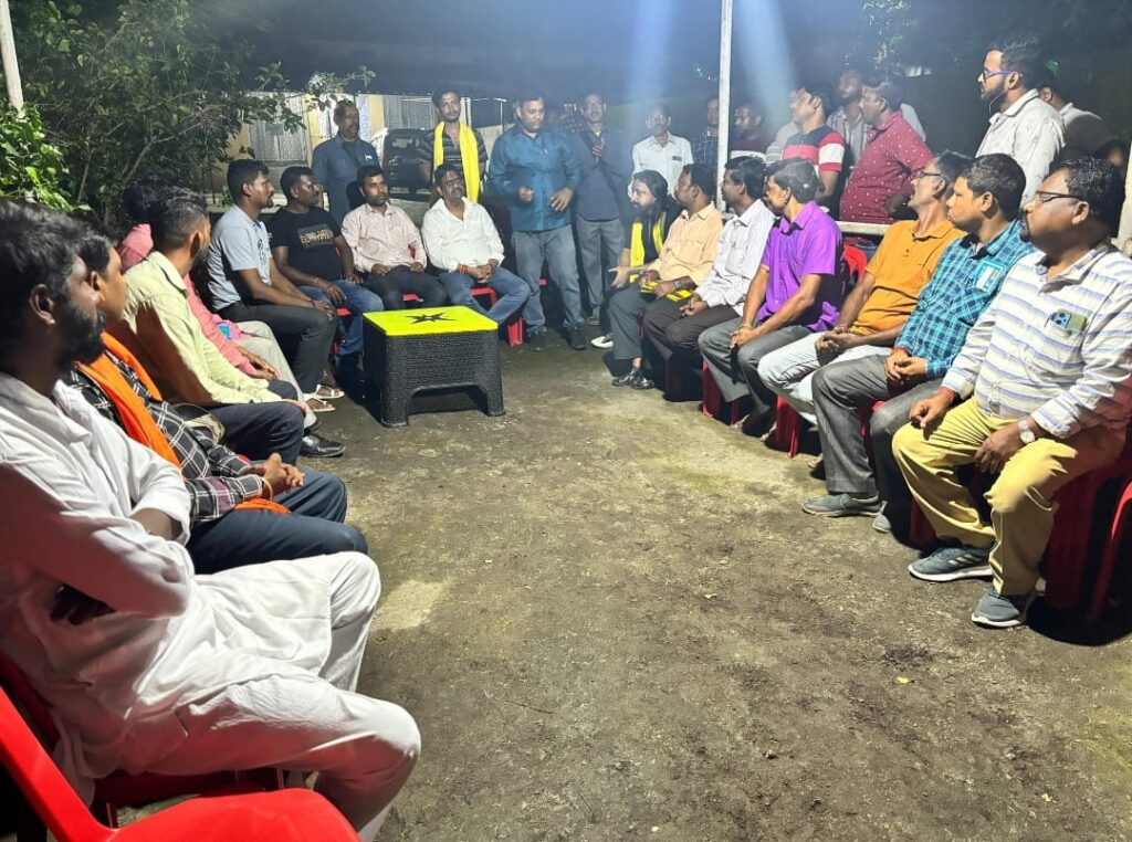 JKLM प्रत्याशी तरुण डे ने चलाया जनसंपर्क अभियान कहा मेरा परिवार तीन पीढ़ियों से कर रहा है सामाजिक कार्य… 24 घंटे है लोगों की सेवा करने के लिए तत्पर