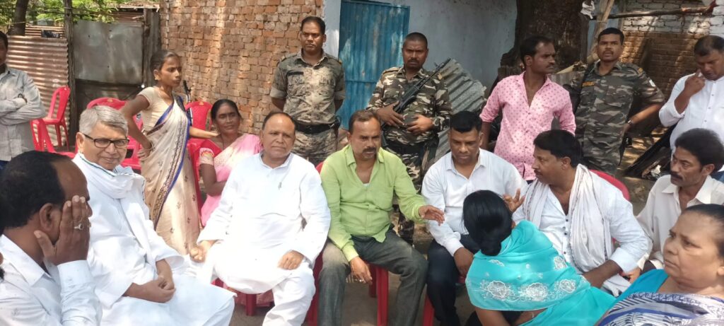 विधायक मंगल कालिंदी को कांग्रेस नेता महेंद्र पांडे ने की मंत्री बनाने की मांग