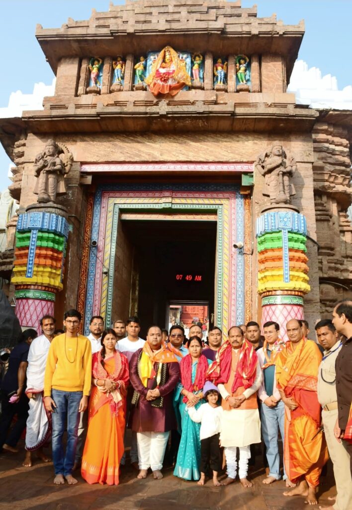 जमशेदपुर पूर्वी की विधायक पूर्णिमा साहू ने पुरीधाम में महाप्रभु जगन्नाथ के सपरिवार किये दर्शन, जमशेदपुरवासियों के सुख, समृद्धि एवं उन्नति का मांगा आशीर्वाद