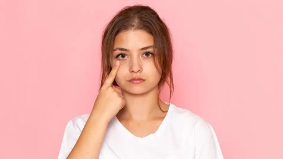 Winter Eye Health Care: सर्दी में सुबह उठते ही सूज जाती हैं आंखें? तो फॉलो करें ये टिप्स, तुरंत मिलेगी पफी आइज से राहत