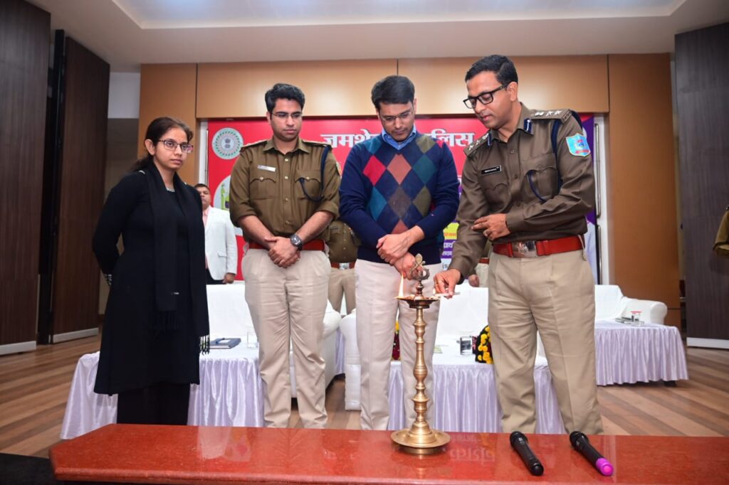 जमशेदपुर पुलिस के ‘जन शिकायत समाधान कार्यकम’ में आये कई मामले… ऑन द स्पॉट कई मामलों का हुआ निष्पादन….