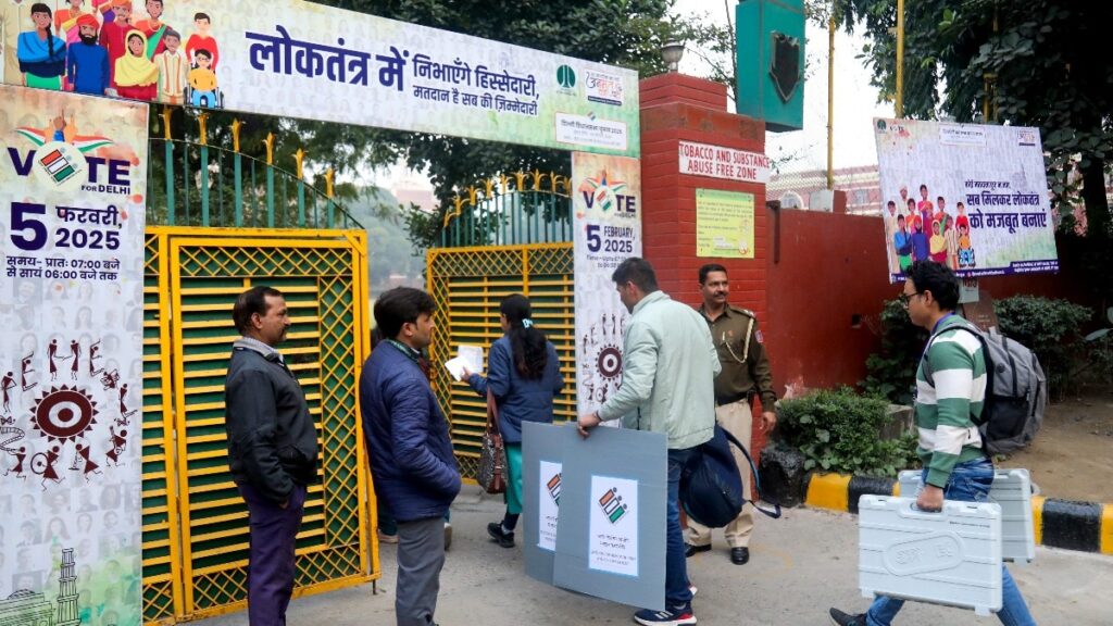 DELHI-ELECTION : दिल्ली की 70 सीटों पर वोटिंग जारी… 1.56 करोड़ वोटर्स करेंगे 699 उम्मीदवारों की किस्मत का फैसला….