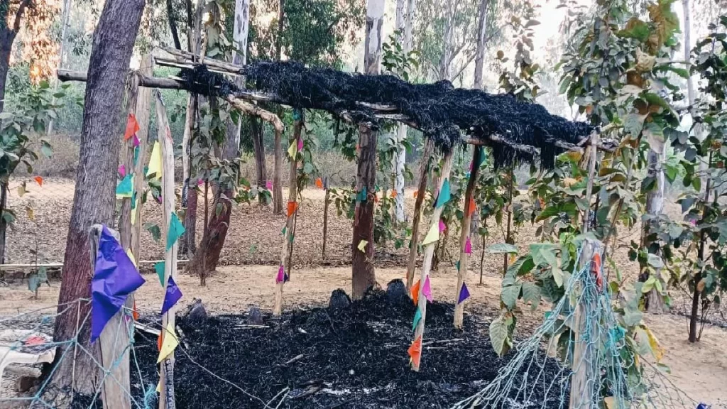 घाटशिला में सरहुल पूजा से पहले दो पक्षों में विवाद…