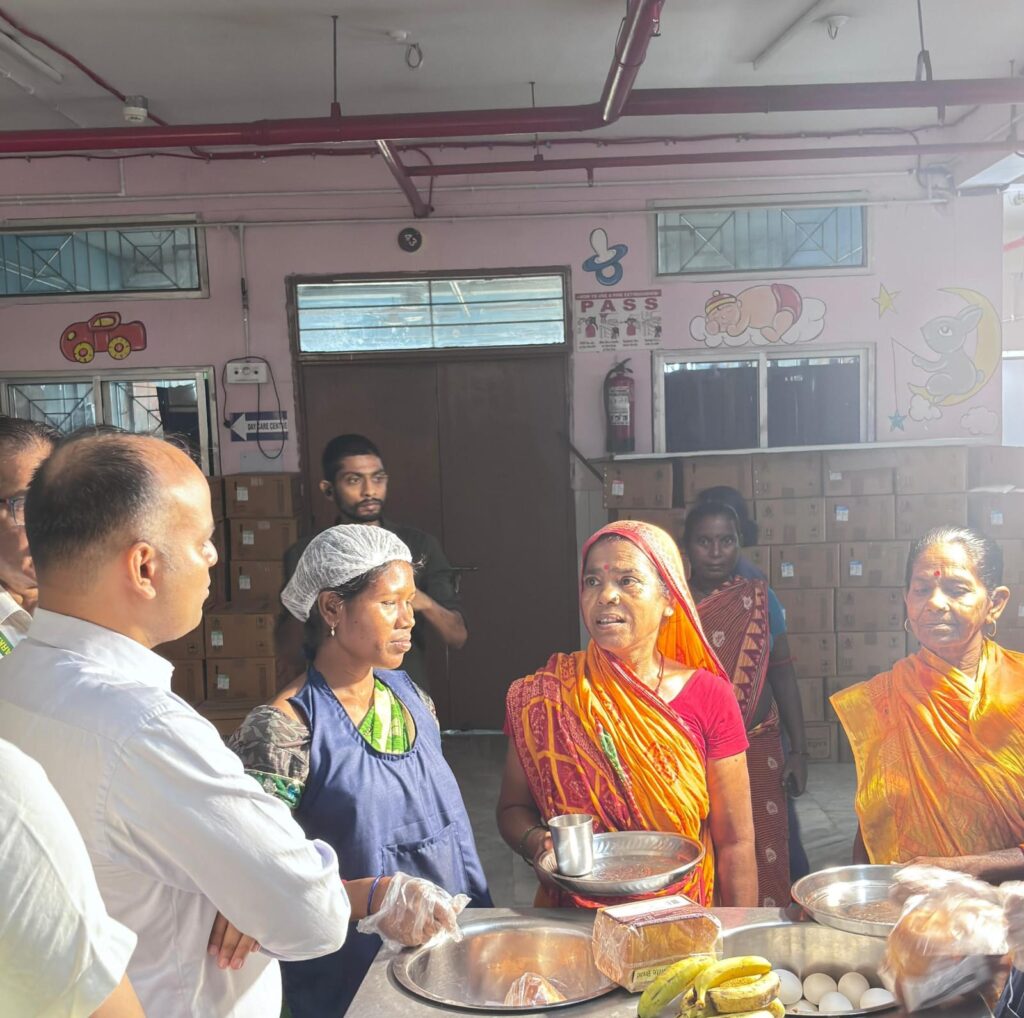 उपायुक्त ने सदर अस्पताल का किया निरीक्षण, विभिन्न वार्डों में जाकर ली चिकित्सीय व्यवस्था की जानकारी, मरीजों से बातचीत कर उन्हें मिलने वाली सुविधाओं एवं समस्याओं को सुना