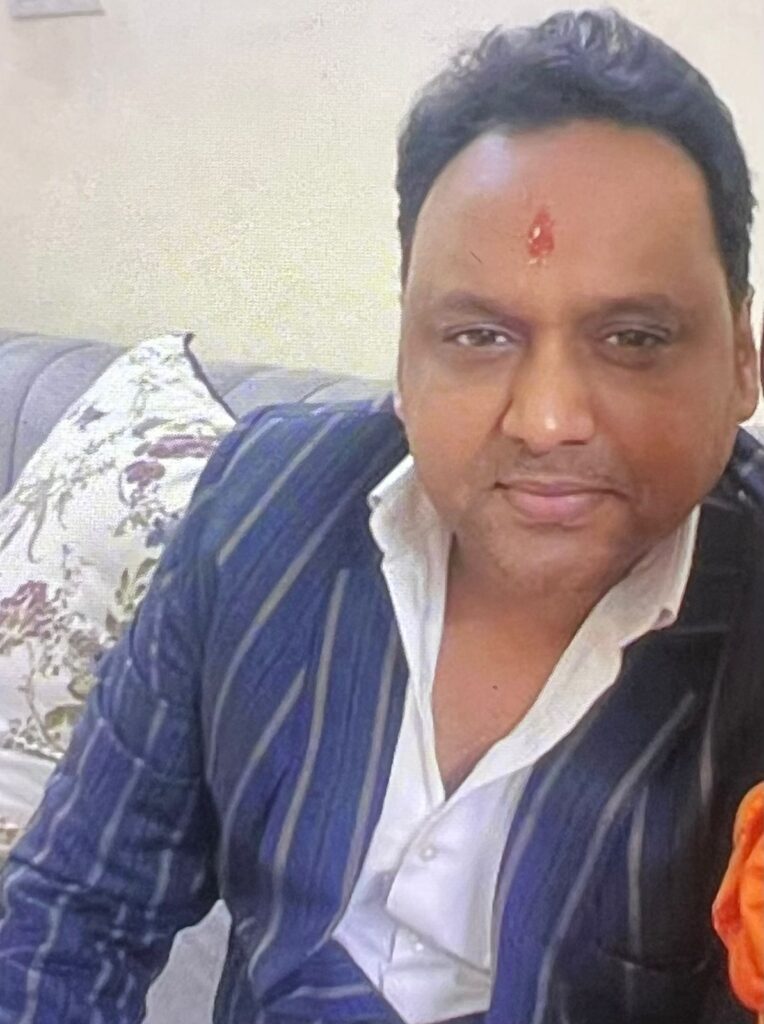 BREAKING-JAMSHEDPUR : करोडों रूपये बटोर कर ग्रीन वाटिका वाला अजय अग्रवाल परिवार सहित जमशेदपुर से हुआ फरार, पढ़े पूरी खबर