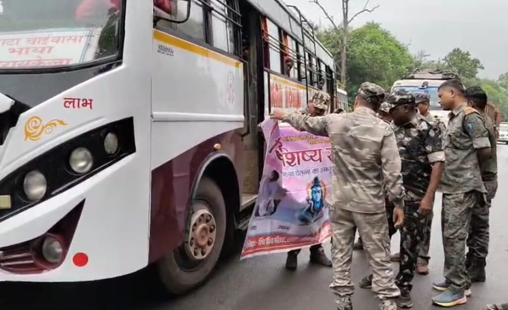 BREAKING : पूर्व मुख्यमंत्री चंपई सोरेन के पुत्र बाबूलाल सोरेन को पुलिस ने किया डिटेन, देखें VIDEO