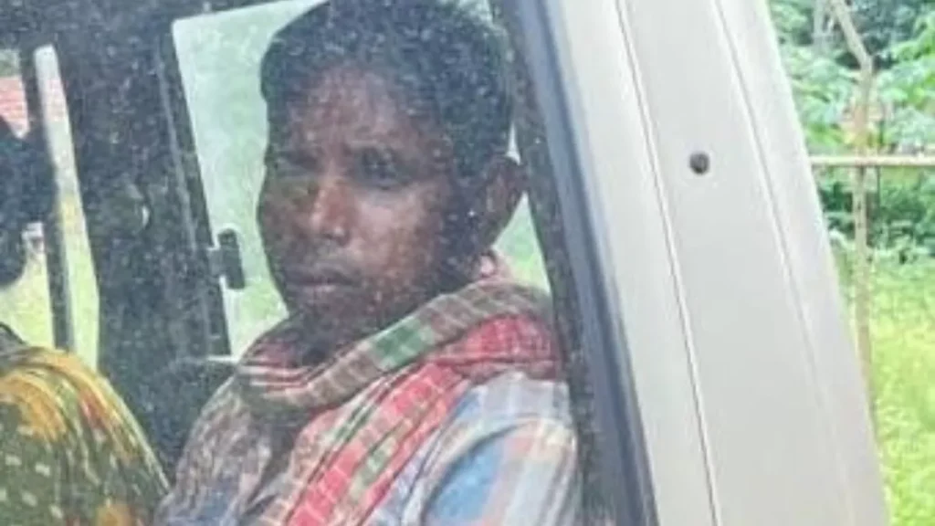 CHAKULIA : मामूली विवाद में बेटे और बहू ने बुजुर्ग पिता को पीट-पीटकर मारा, दोनों गिरफ्तार