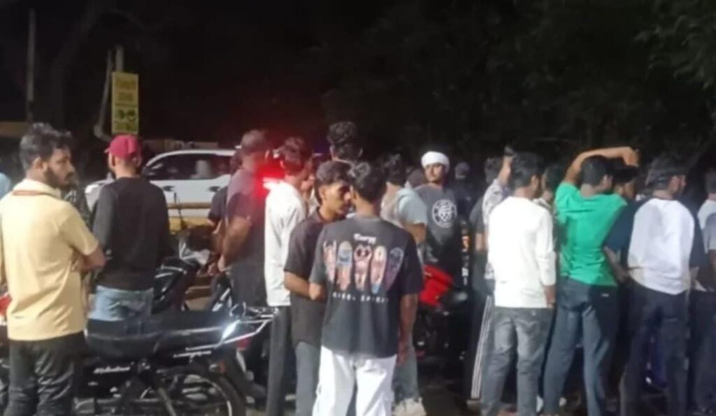 रांची के धुर्वा में दो पक्षों के बीच फायरिंग, गाड़ियों में तोड़फोड़, एक को लगी गोली