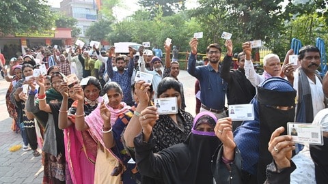 Bihar Election Voting : बिहार विधानसभा चुनाव के दूसरे चरण में रिकॉर्ड 68.79 प्रतिशत मतदान, पहले चरण से दो फीसदी अधिक, मुस्लिम बहुल जिलाें का आंकड़ा 70 पार