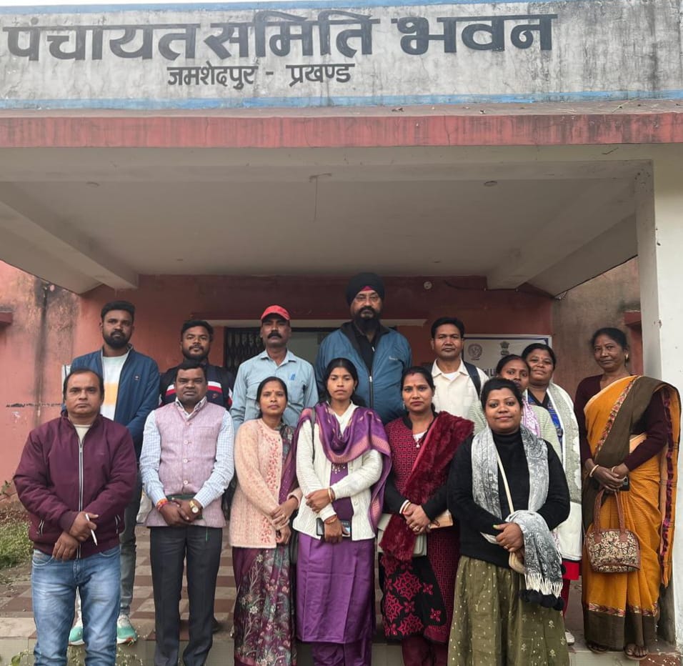 JAMSHEDPUR : पंचायत समिति सदस्यों ने जताई नाराजगी, मानदेय बढ़ोतरी में भेदभाव का आरोप,जमशेदपुर प्रखंड पंचायत समिति सदस्यों की बैठक संपन्न