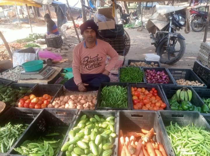 आलू प्याज सस्ता ओर बाकी सब्जी महंगा