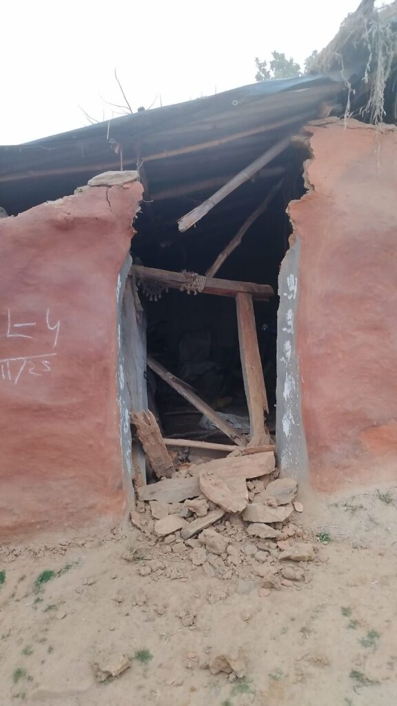 जंगली हाथी का आतंक: तीन घर ध्वस्त, वन विभाग बना मूकदर्शक, पीड़ित परिवार दहशत में, चांडिल रेंज का नाकामी हुआ उजागर