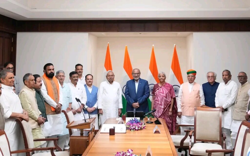 नीतीश कुमार ने रचा इतिहास : चारों सदनों के सदस्य बनने वाले बने देश के चुनिंदा नेता