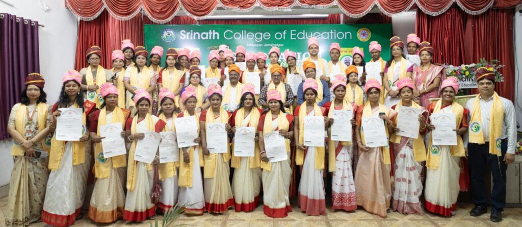 श्रीनाथ कॉलेज ऑफ एजुकेशन में तृतीय दीक्षांत समारोह संपन्न; चार सत्रों के प्रशिक्षुओं को मिली उपाधियाँ