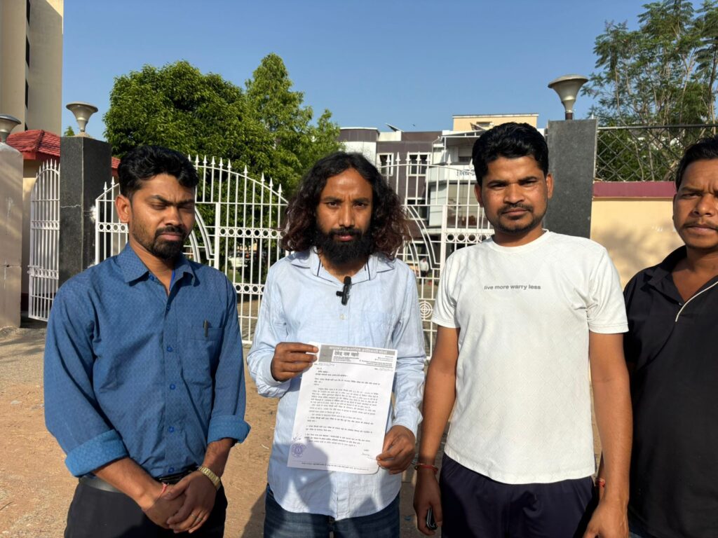 मुरी : उत्पाद सिपाही पेपर लीक मामले पर सीबीआई जाँच हो : देवेन्द्र नाथ महतो