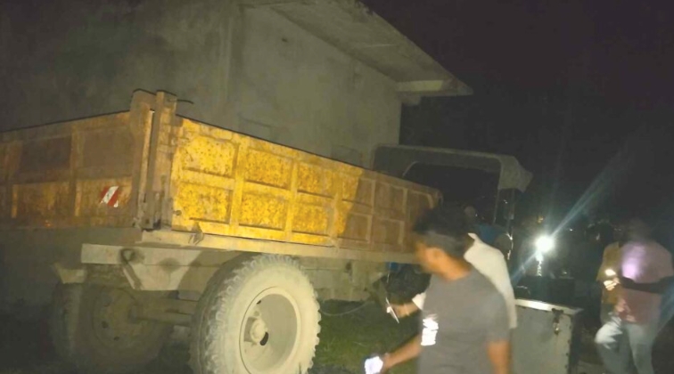 BREAKING : पटमदा में रफ्तार का कहर : अवैध पत्थर लदे ट्रैक्टर ने ली दो युवकों की जान, चालक फरार…. पढ़े पूरी खबर