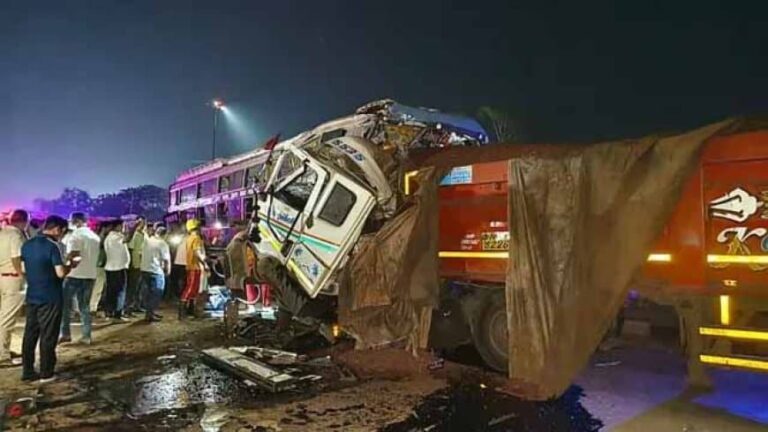 BREAKING : राउरकेला से जाजपुर जा रही प्रमिला बस की NH 143 पर ट्रक से भीषण टक्कर, 4 लोगों की मौत, 20 घायल…