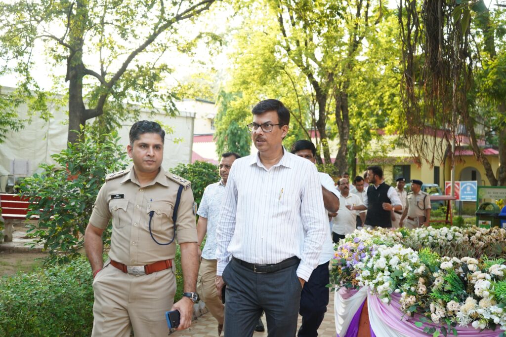 जमशेदपुर आगमन पर माननीय राज्यपाल का भव्य स्वागत : निजी मेडिकल कॉलेज के दीक्षांत समारोह में होंगे शामिल