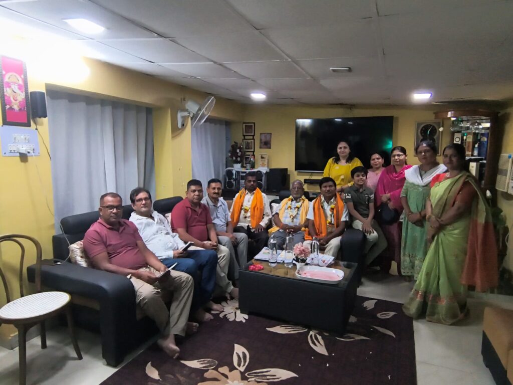 JAMSHEDPUR : लोधी समाज के बच्चों के शैक्षणिक विकास पर हुआ मंथन, आलोक संस्था की बैठक में शिक्षा, मार्गदर्शन और संसाधन उपलब्ध कराने पर जोर