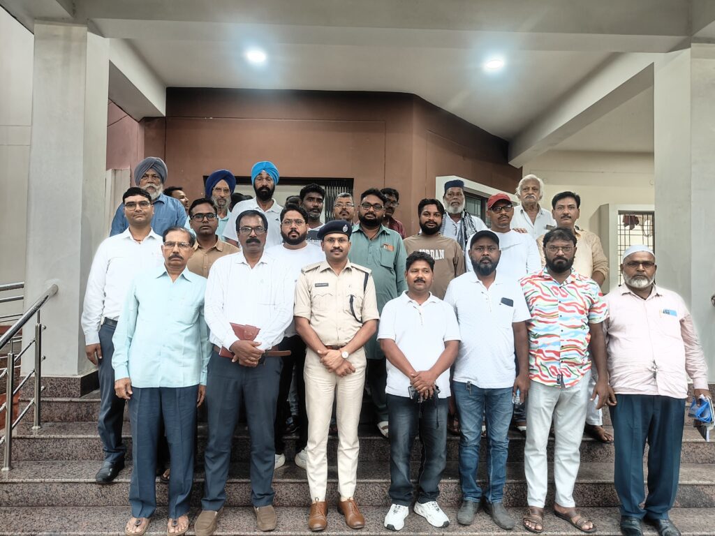मोहर्रम को लेकर बर्मामाइंस थाना में शांति समिति की बैठक, सौहार्दपूर्ण माहौल में पर्व मनाने पर जोर