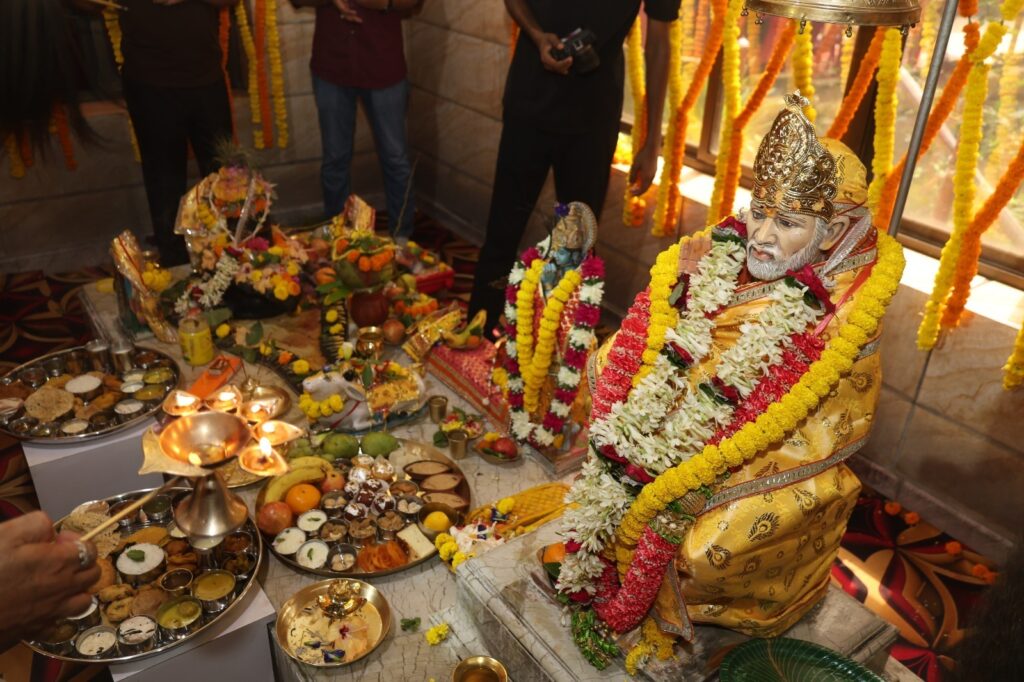 नेताजी सुभाष यूनिवर्सिटी में धूमधाम से मना 16वां साईं महोत्सव, कुलाधिपति मदन मोहन सिंह का जन्मदिन भी मनाया गया