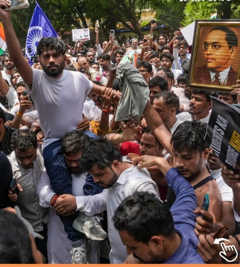 NEET पेपर लीक के ख़िलाफ़ जंतर-मंतर पर CJP का महाप्रदर्शन, शिक्षा मंत्री के इस्तीफ़े की मांग