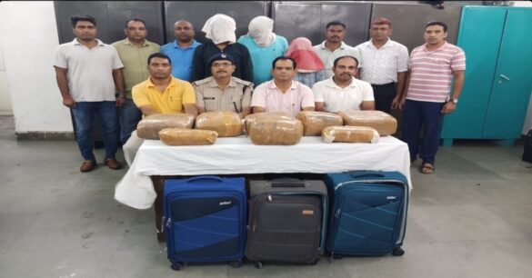 टाटानगर स्टेशन पर बड़ी कार्रवाई : 34.7 किलो गांजा के साथ बिहार के तीन तस्कर गिरफ्तार