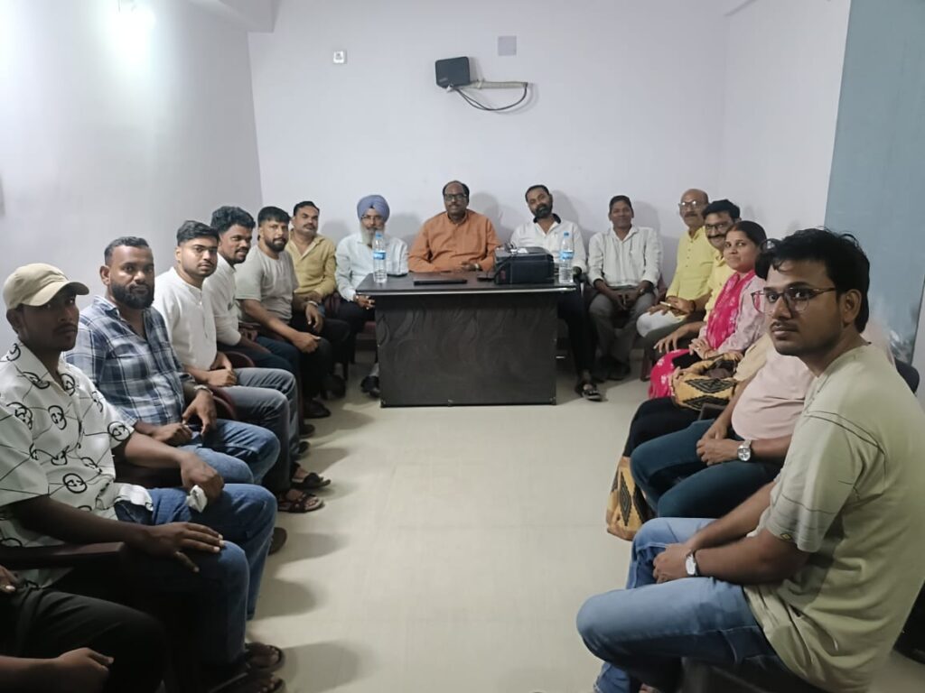 जनता दल यूनाइटेड आजाद नगर थाना समिति की महत्वपूर्ण बैठक संपन्न, 27 जुलाई के धरना-प्रदर्शन की बनी रणनीति