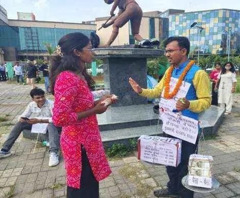 राजनीति से दूरी, मांगों पर अड़े अभ्यर्थी; आठवें दिन भी जारी रहा JPSC-JSSC आंदोलन