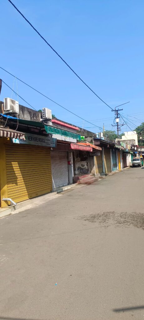 लोकतंत्र की रक्षा एवं छात्रों के सम्मान में भाजपा बारीडीह मंडल ने बारीडीह और सिदगोड़ा बाजार को कराया बंद