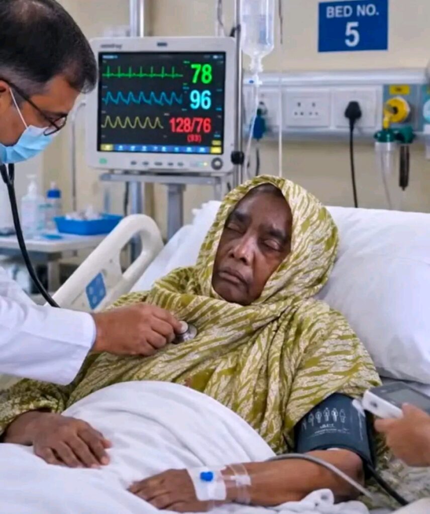 मुख्यमंत्री की मां रूपी सोरेन की तबीयत बिगड़ी, सांस लेने में तकलीफ के बाद अस्पताल में भर्ती