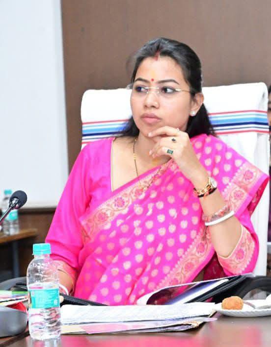 शहर में बढ़ती सड़क दुर्घटनाओं पर विधायक पूर्णिमा साहू ने जताई चिंता, जिला उपायुक्त को पत्र लिखकर भारी वाहनों पर सुबह 5 से रात 11 बजे तक सख्ती से नो-एंट्री की मांग की, यातयात व्यवस्था सुदृढ़ करने को लेकर दिए कई सुझाव