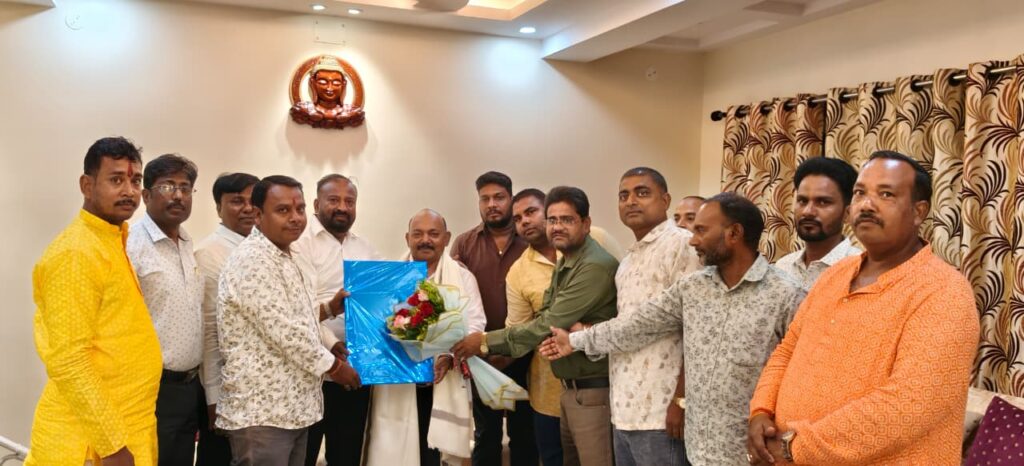 राजकुमार अग्रहरि का जमशेदपुर आगमन, अग्रहरि समाज ने किया सम्मान