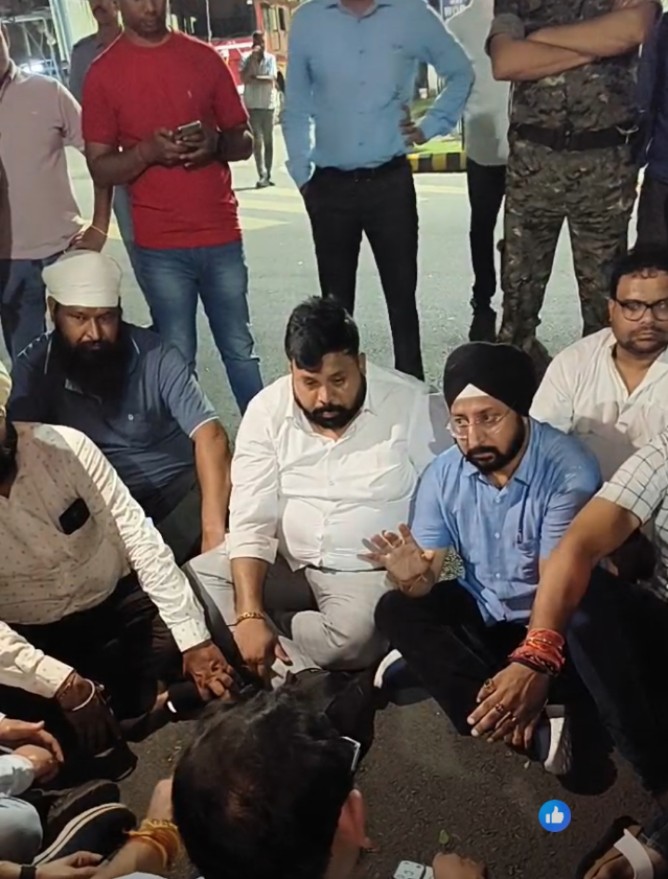 टिनप्लेट कंपनी प्रबंधन से कांग्रेस प्रतिनिधिमंडल की वार्ता, मृत कर्मचारी के परिवार को ₹20 लाख एवं ₹25 हजार मासिक सहायता पर समझौता