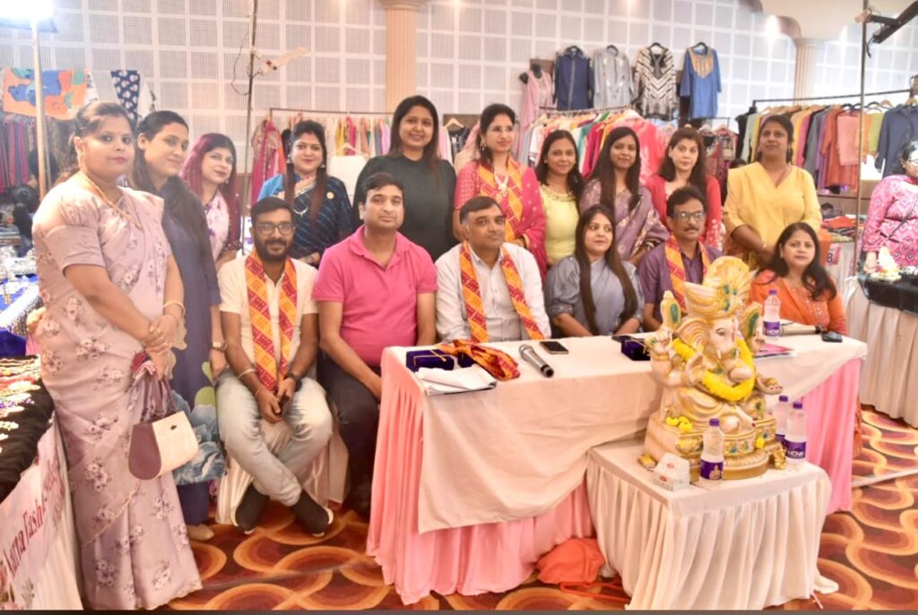 महिलाओं के हुनर को मिला मंच, आत्मनिर्भरता की राह हुई मजबूत…. तीन दिवसीय ‘उन्नति मेला’ का भव्य समापन, जरूरतमंद महिलाओं को निःशुल्क स्टॉल देकर बढ़ाया हौसला