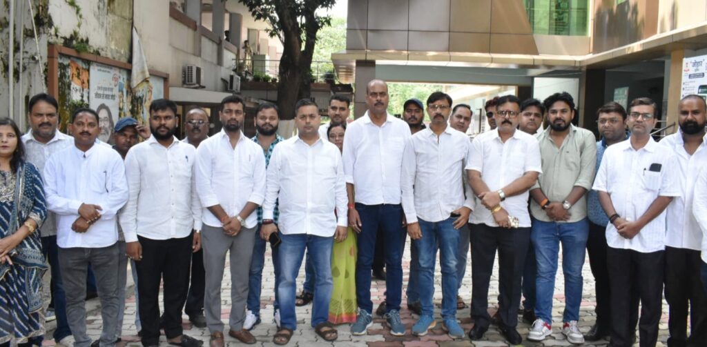 जमशेदपुर में बिगड़ती कानून-व्यवस्था पर भाजपा जमशेदपुर महानगर ने जताई चिंता, एसएसपी से त्वरित एवं प्रभावी कार्रवाई की मांग की, जिलाध्यक्ष संजीव सिन्हा के नेतृत्व में प्रतिनिधिमंडल ने सौंपा ज्ञापन