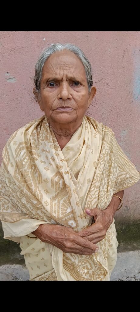 9 महीने से पेंशन को तरस रही बुजुर्ग महिला को मिला न्याय