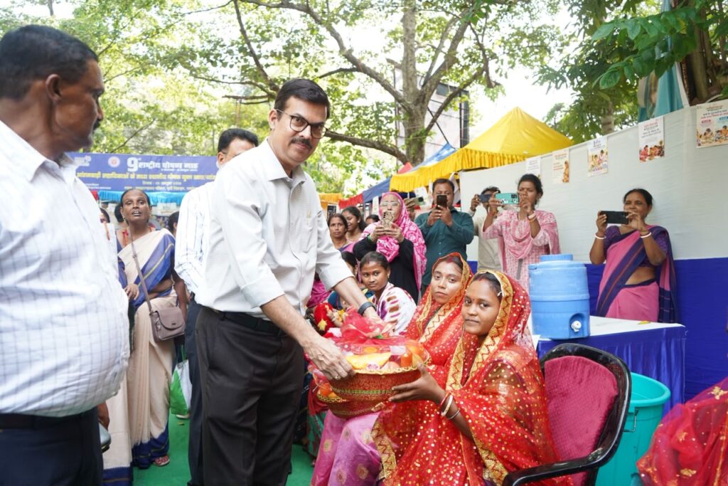 राष्ट्रीय पोषण माह के तहत समाहरणालय में जिला स्तरीय व्यंजन प्रतियोगिता, आंगनबाड़ी सहायिकाओं ने दिखाया हुनर