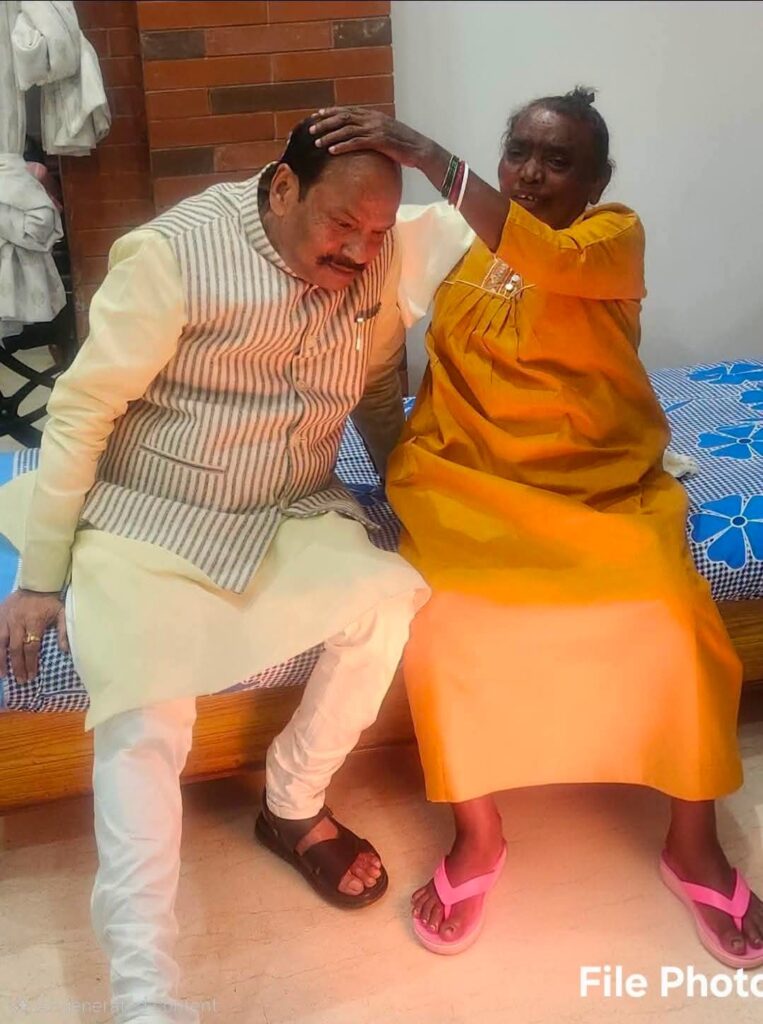 रूपी सोरेन के निधन पर पूर्व मुख्यमंत्री रघुवर दास ने जताया शोक