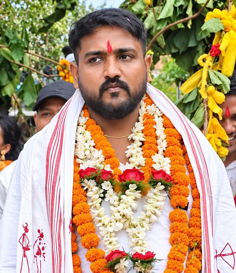 साकची कालीबाड़ी मंदिर में प्रतिमा क्षतिग्रस्त होने पर मनीष प्रसाद ने जताई नाराजगी