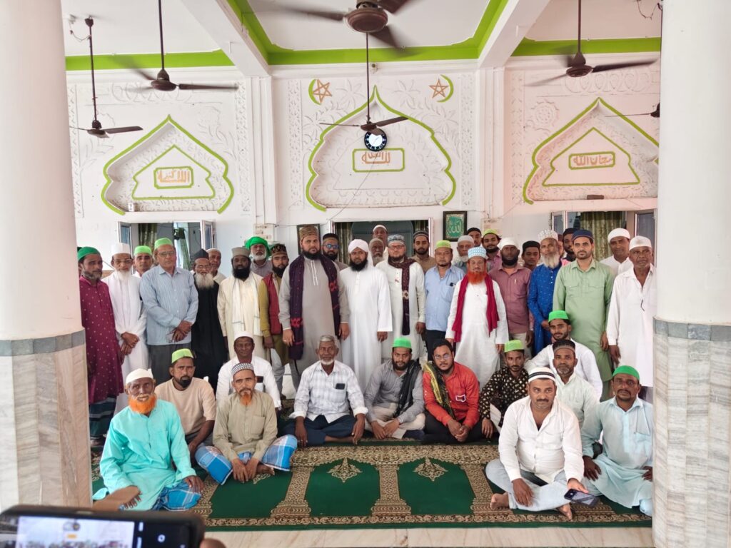 फूलपाल में सुन्नी समुदाय का जलसा आयोजित करने का निर्णय, 13 कमेटियों के प्रतिनिधि बैठक में हुए शामिल…. जलसे की तारीख अगली बैठक में होगी तय