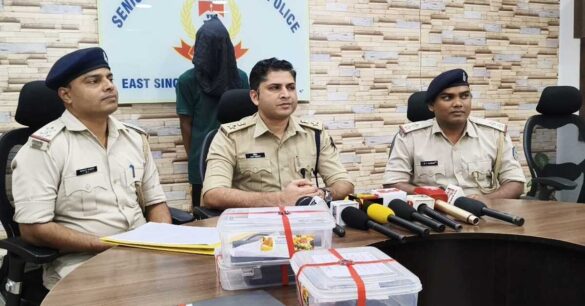 JAMSHEDPUR : मिठाई दुकान और जिम में चोरी का खुलासा, राहुल सामड गिरफ्तार…. एक विधि विरुद्ध किशोर निरुद्ध, चोरी का सामान और औजार बरामद
